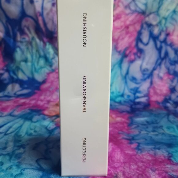 NIB Doll 10 Smooth Assist Retexturizing Fluid LIGHT 1 fl oz Vegan Foundation - Picture 4 of 5